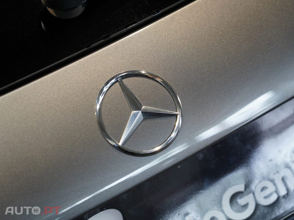 Mercedes-Benz A 250 AMG Line
