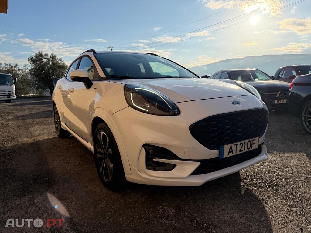Ford Puma 1.0 EcoBoost MHEV ST-Line X Desgin