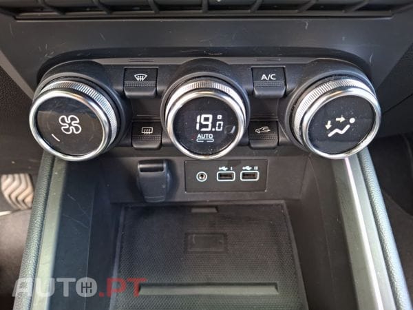 Renault Clio TCe 100 Bi-Fuel Techno
