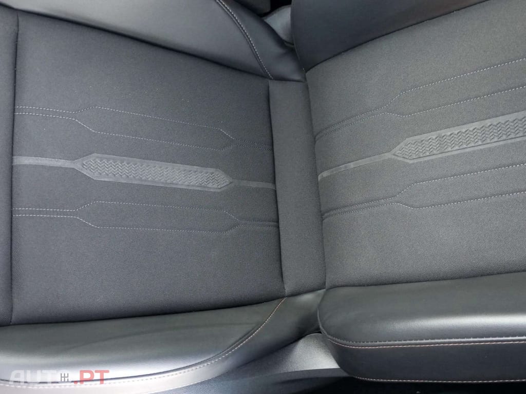 Cupra Leon ST 1.5 eTSI MID DSG