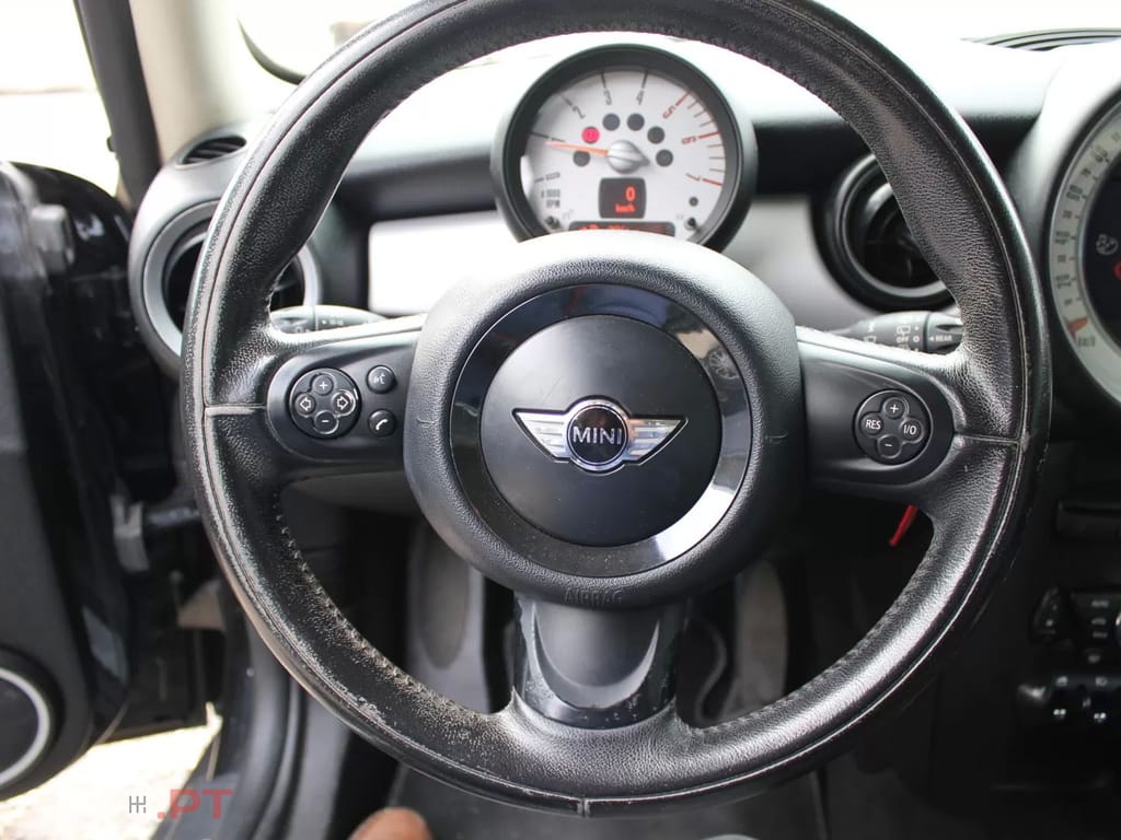 MINI Cooper Cooper D