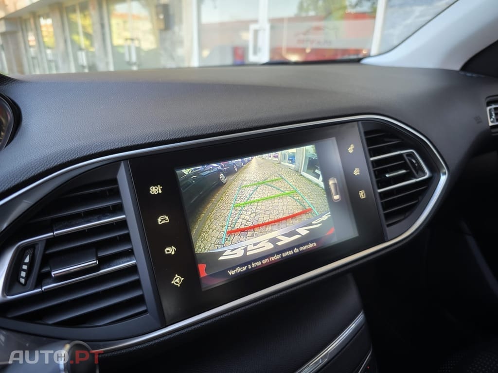 Peugeot 308 1.2 PureTech Style