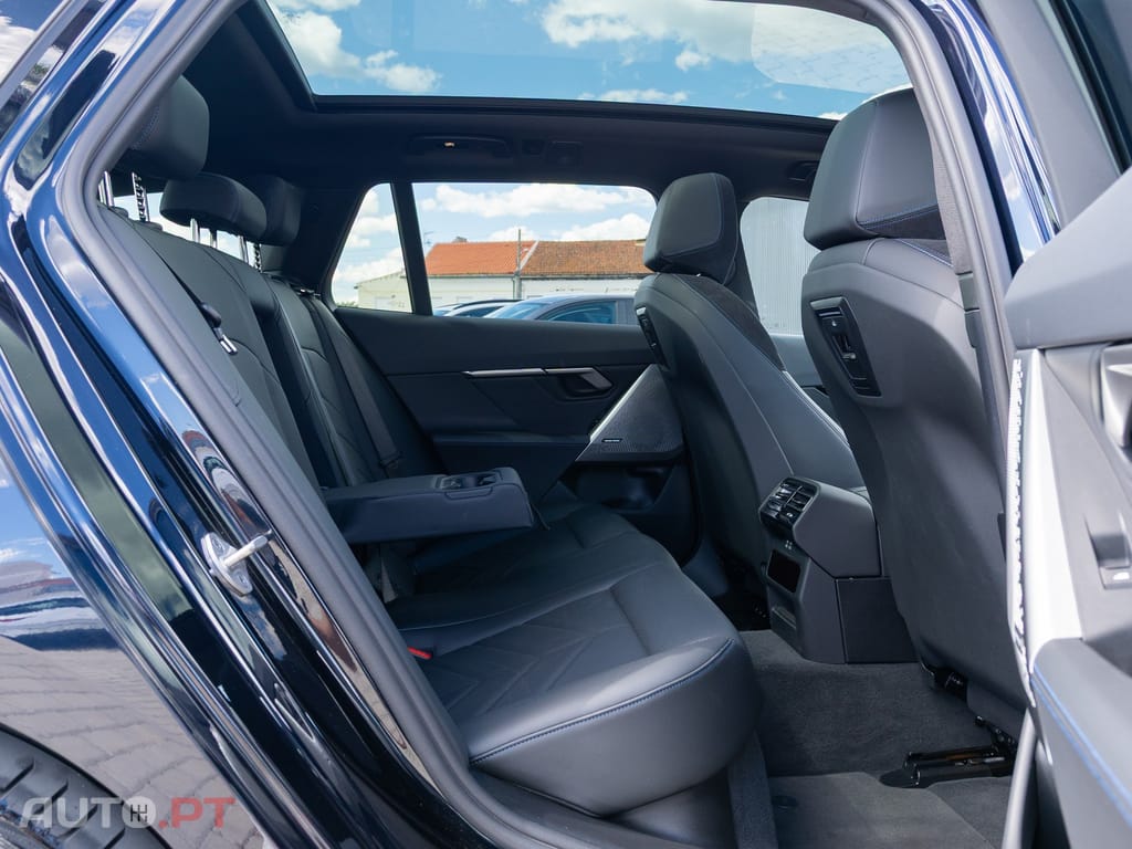 BMW i5 eDrive40 Pack Desportivo M Pro
