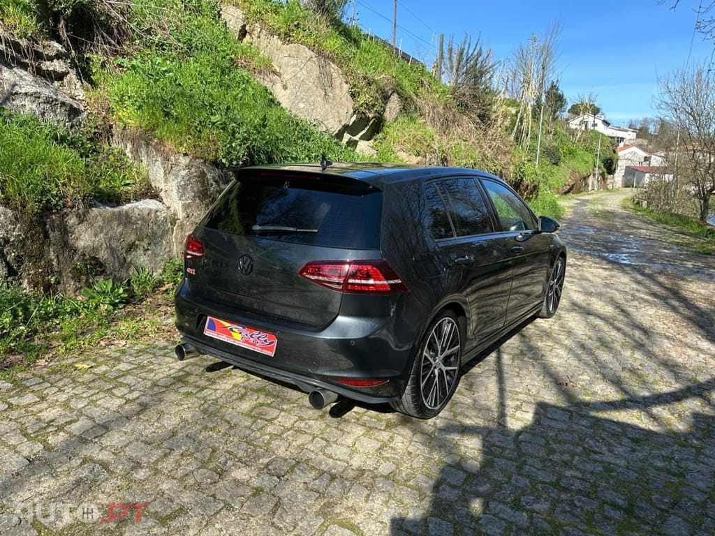 Volkswagen Golf 2.0 TSi GTi DSG Performance