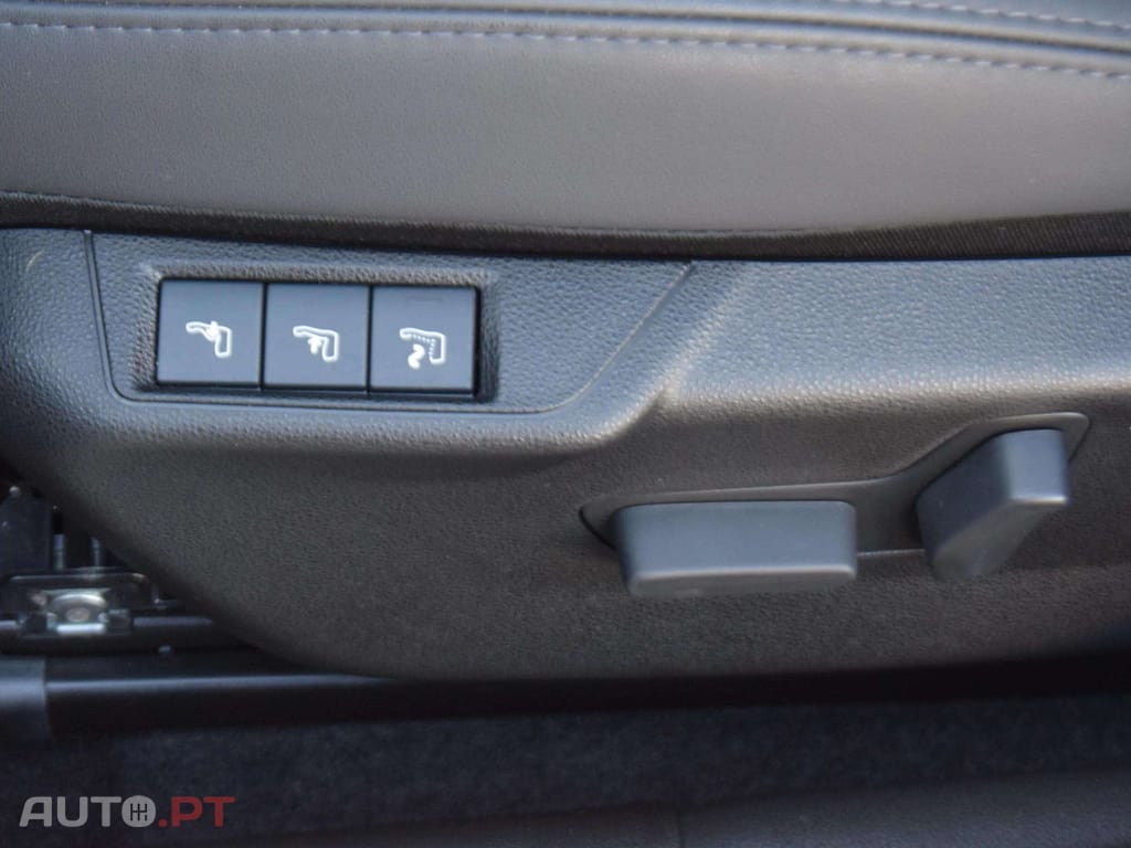 Alfa Romeo Junior 1.2 Sport Speciale Q4 eDCT6