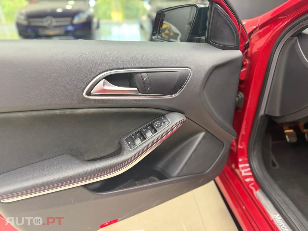 Mercedes-Benz A 180 Dynamic Edition