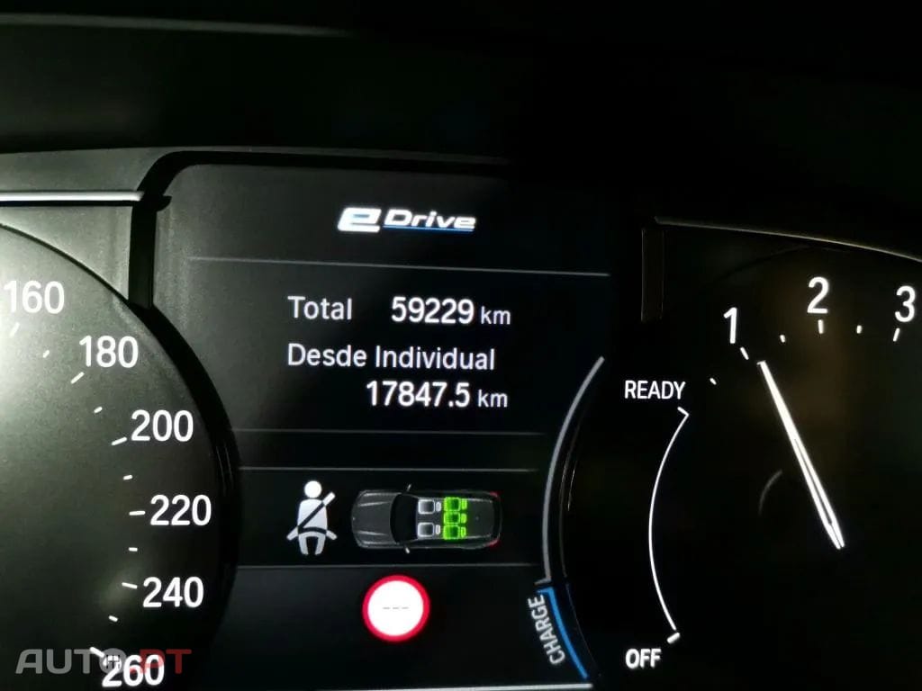 BMW 330 e Touring Corporate Edition Auto