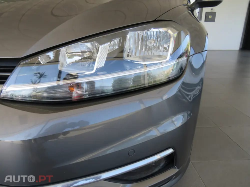 Volkswagen Golf 1.6 TDI Confortline