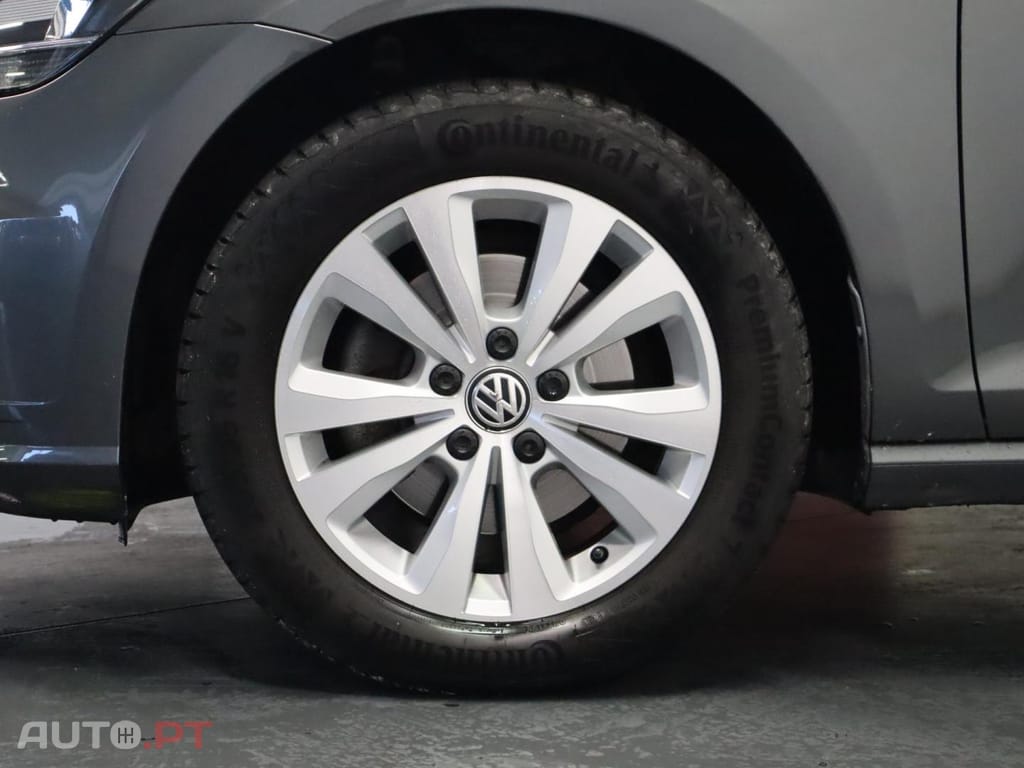 Volkswagen Golf 1.6 TDI Confortline