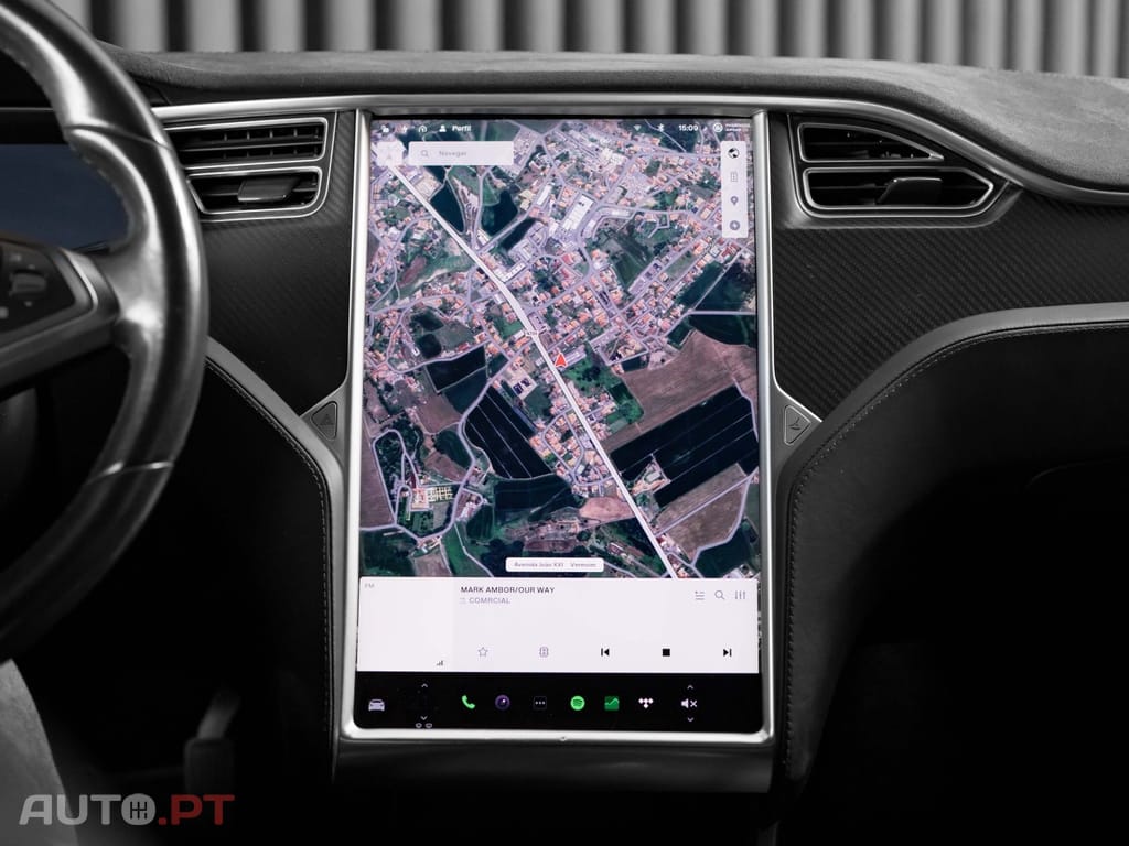 Tesla Model S 90D