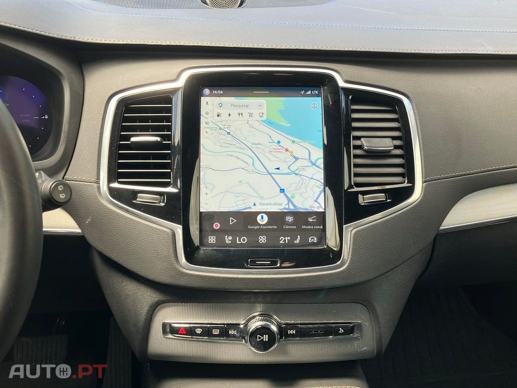 Volvo XC90 2.0 T8 PHEV Ultimate Dark AWD