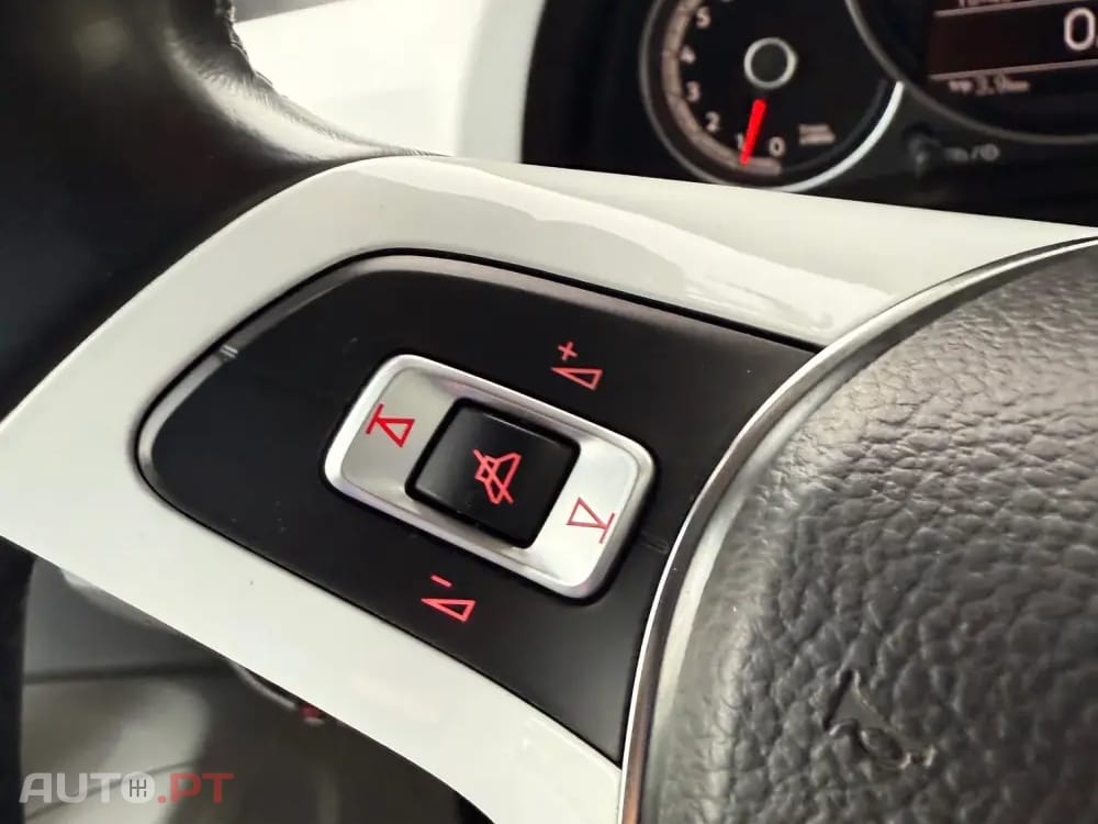 Volkswagen Up! 1.0 Move Up! beats