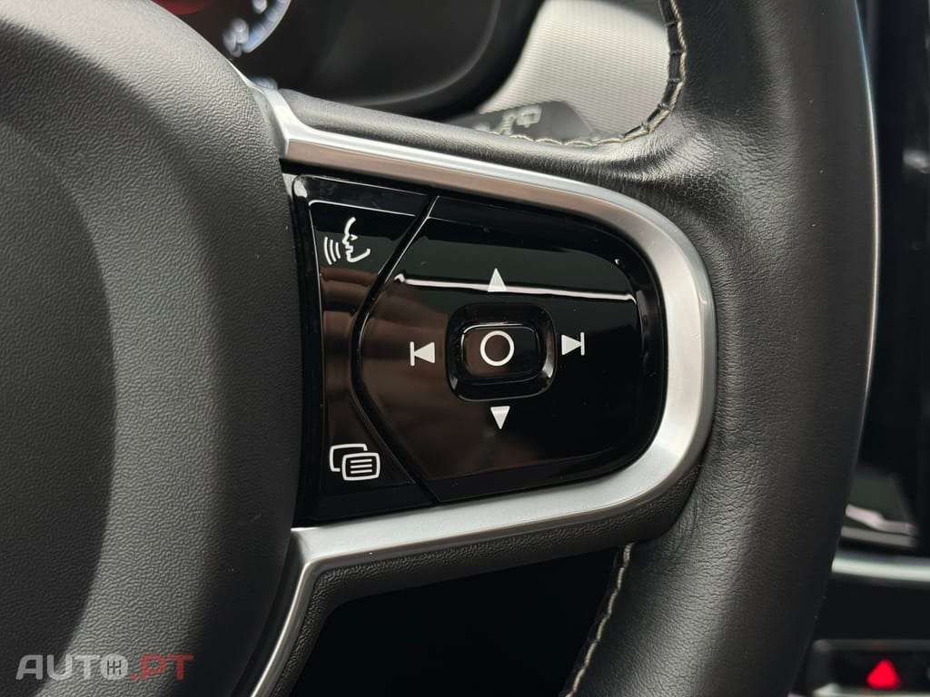 Volvo V90 2.0 T8 PHEV R-Design AWD