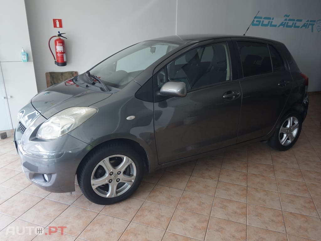 Toyota Yaris 1.0 VVT-i Confort