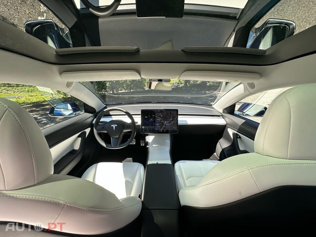 Tesla Model 3 Long-Range Dual Motor AWD