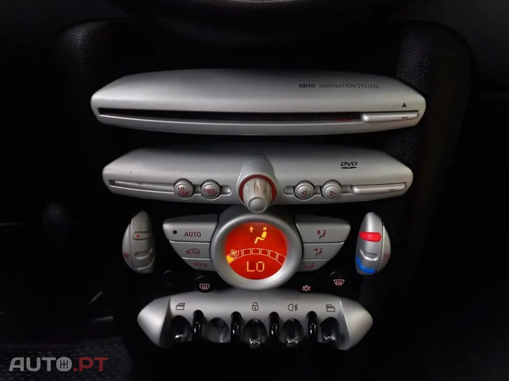 MINI Cooper Cooper D