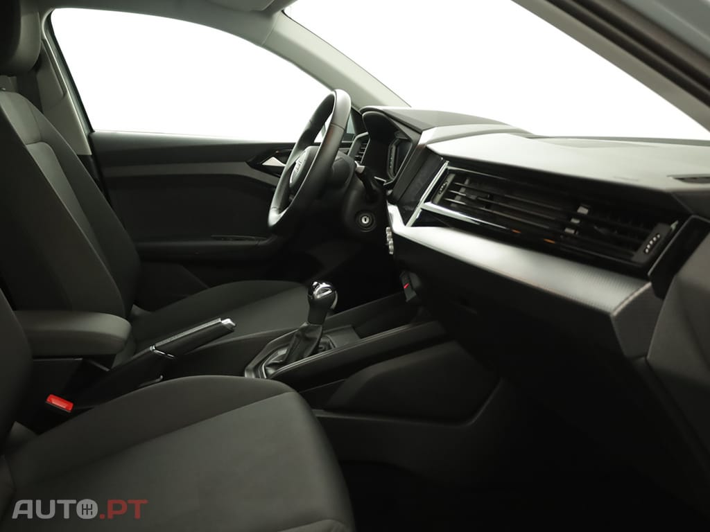 Audi A1 A1 SB 30 TFSI Advanced S tronic
