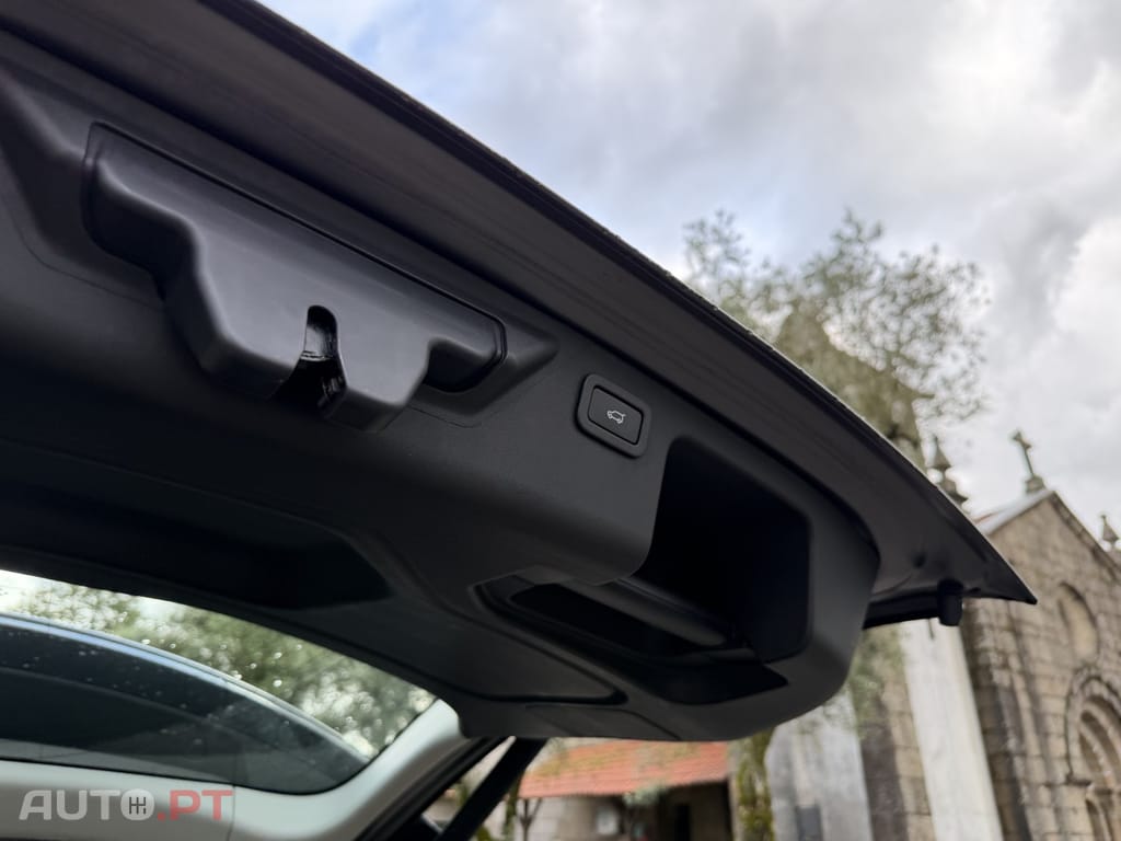 Land Rover Discovery Sport 2.0 eD4 HSE