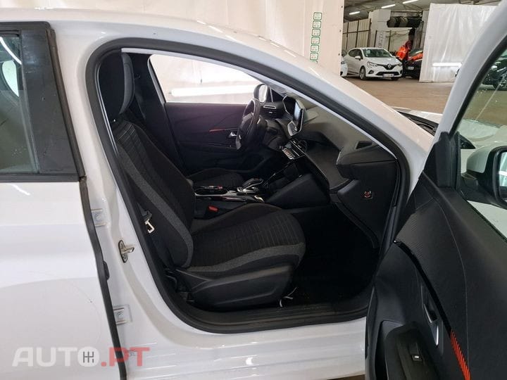 Peugeot E-208 50 kWh Active Pack