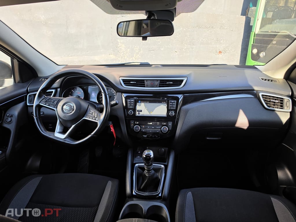 Nissan Qashqai 1.5 dCi N-Connecta