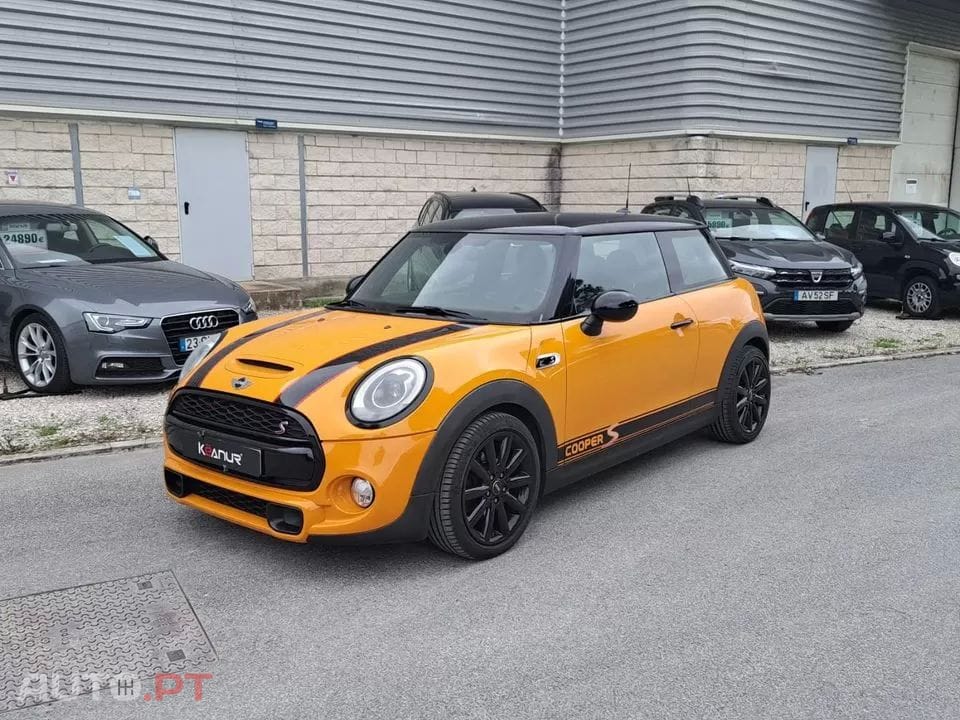 MINI Cooper Cooper S