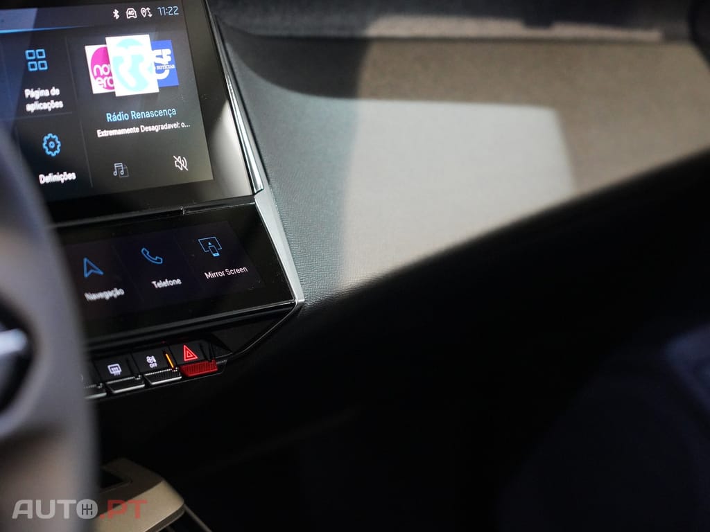 Peugeot 408 1.2 PureTech Allure EAT8