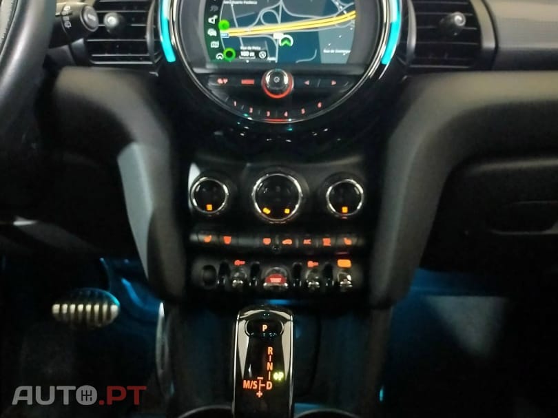 MINI Cooper Cooper Aut. JCW