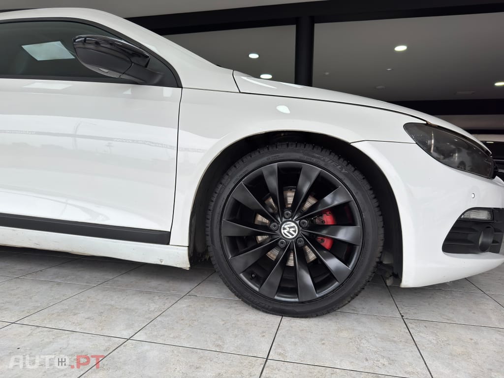 Volkswagen Scirocco 2.0 TDI Sport DSG