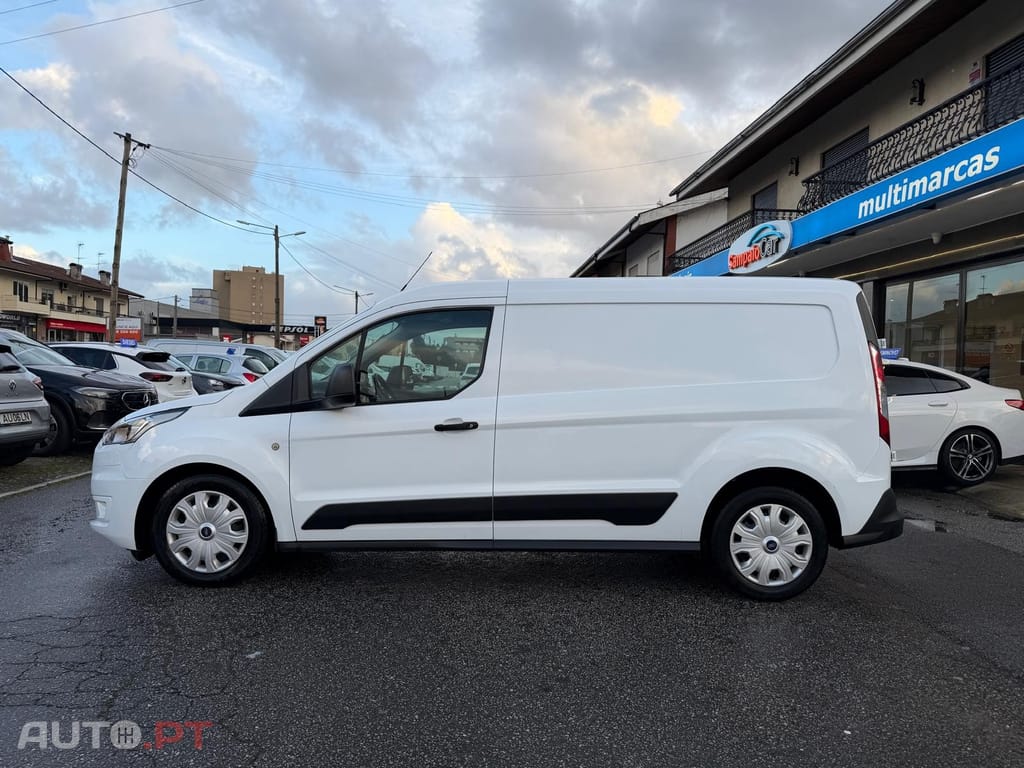 Ford Tourneo Grand 1.5 TDCi Active