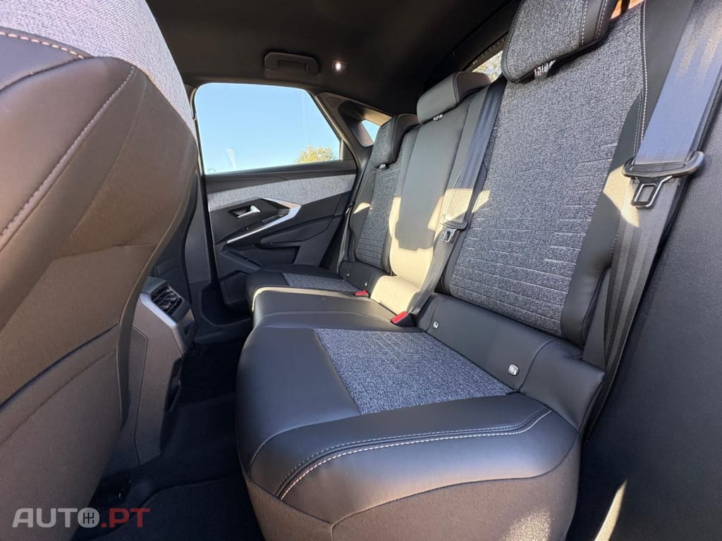 Peugeot 3008 1.2 Hybrid Allure E-DCS 6