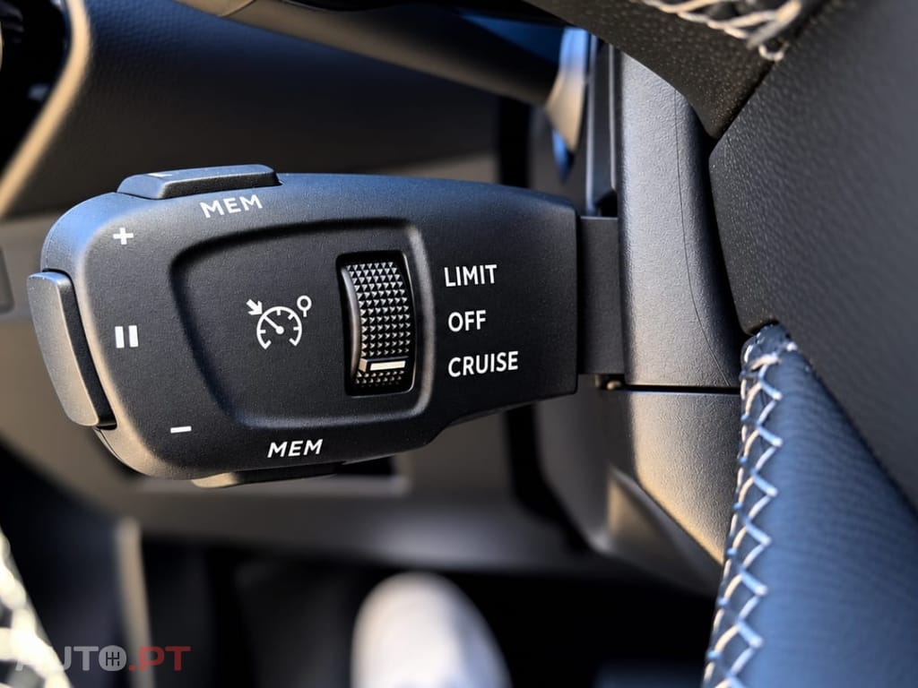 DS DS7 Crossback 2.0 BlueHDi La Première EAT8