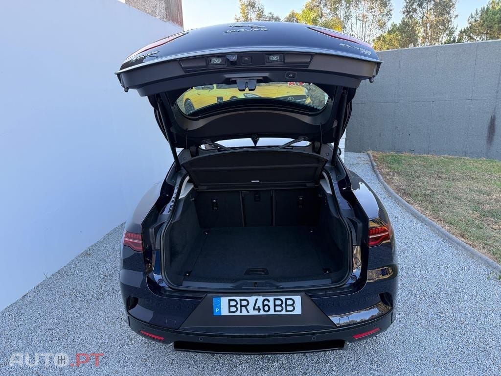 Jaguar I-Pace EV400 AWD R-DYNAMIC SE
