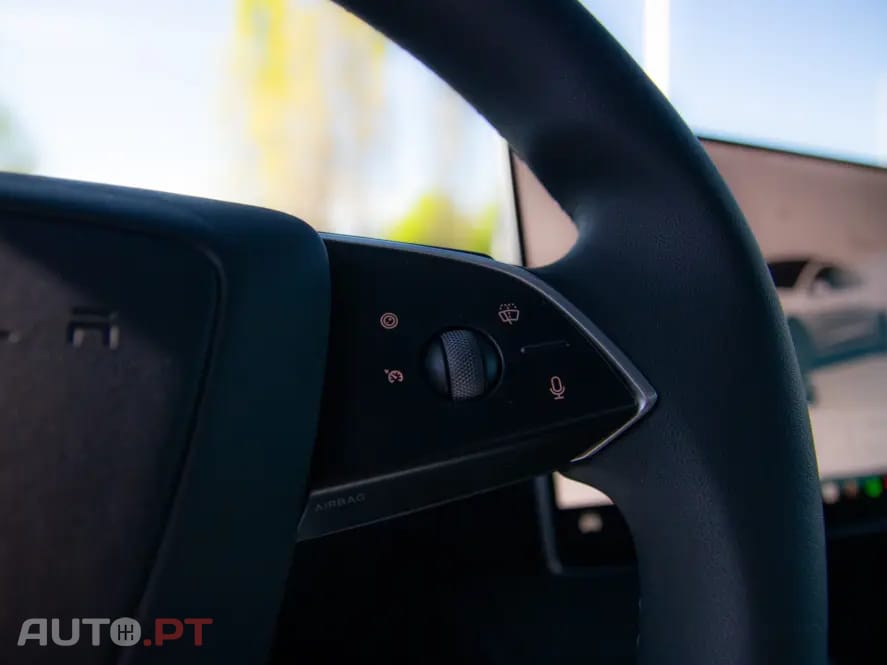 Tesla Model 3 Tração Traseira Premium