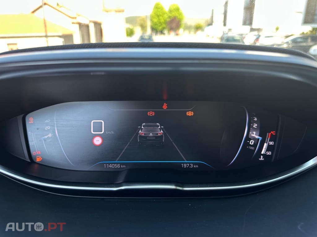 Peugeot 3008 1.5 BlueHDi Active