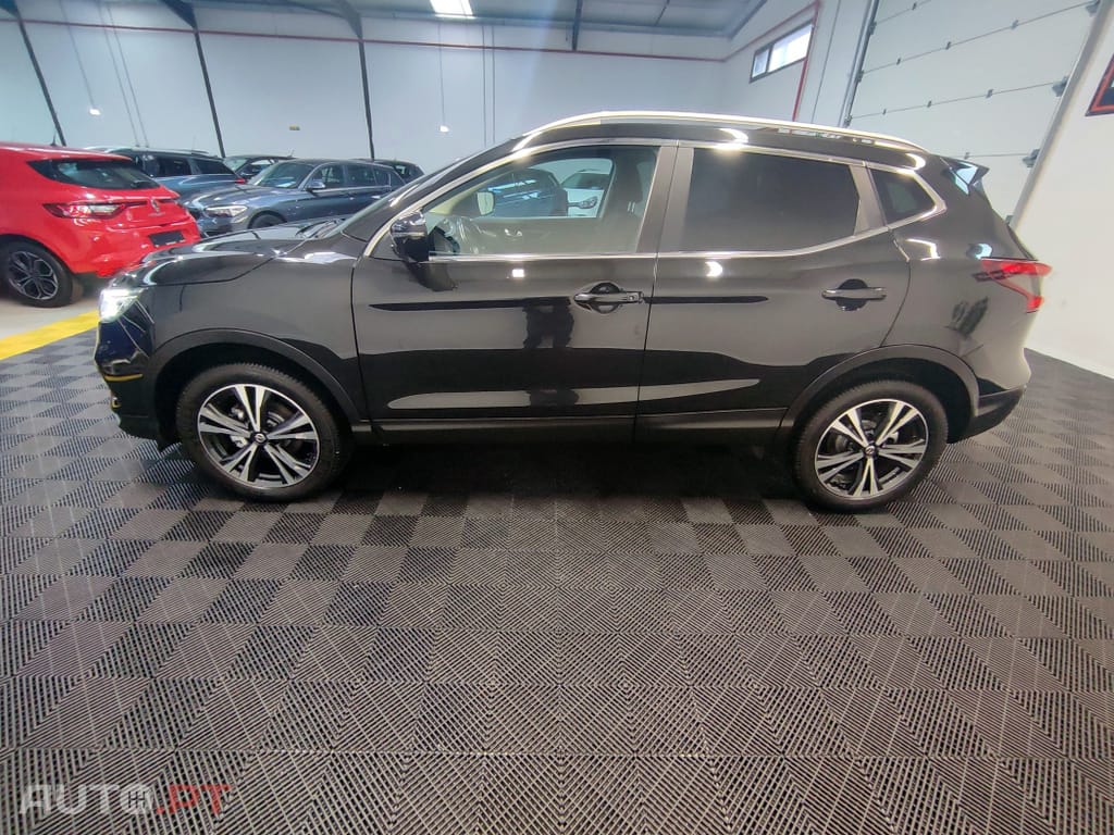 Nissan Qashqai 1.5 dCi N-Connecta Led