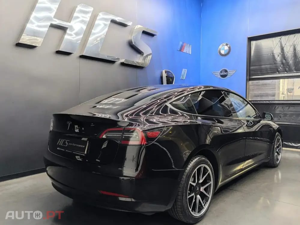 Tesla Model 3 Standard Range Plus RWD