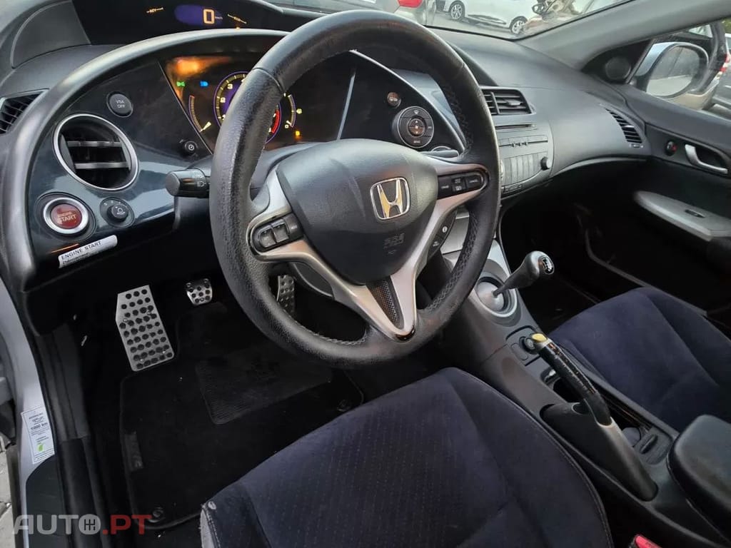 Honda Civic 1.8 Sport