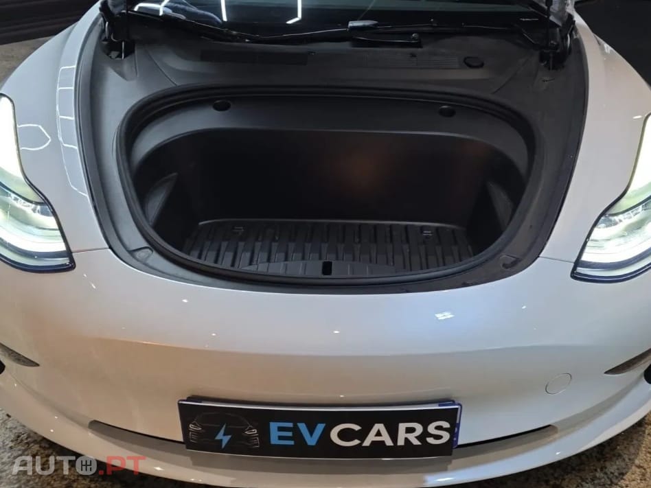 Tesla Model 3 Long Range Tração Traseira