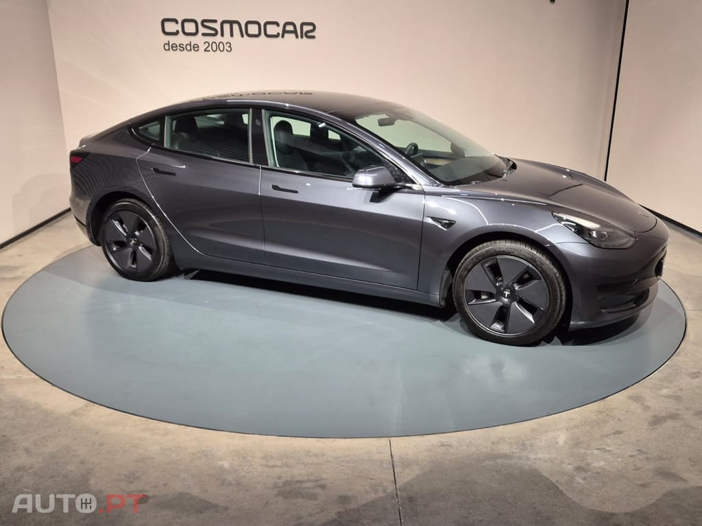 Tesla Model 3 BEV RWD — fotografia 8