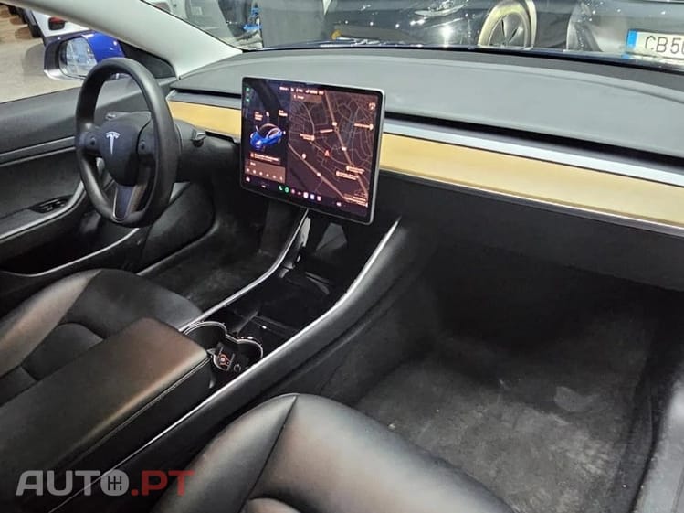 Tesla Model 3 Long Range RWD