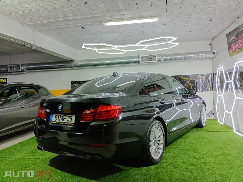 BMW 525 Line Luxury automatico