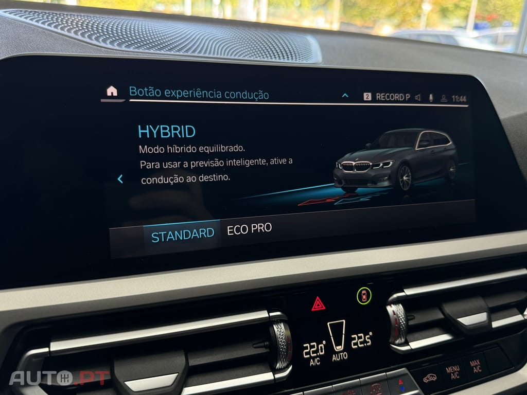 BMW 320 e Touring Auto