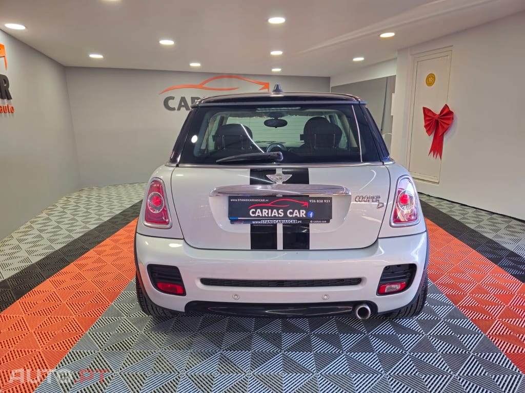 MINI Cooper D ( Kit John Cooper Works )