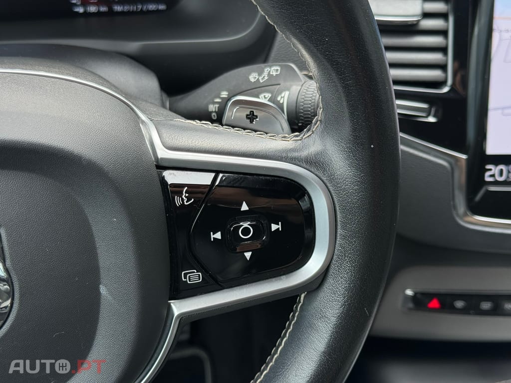 Volvo XC90 2.0 T8 PHEV R-Design AWD