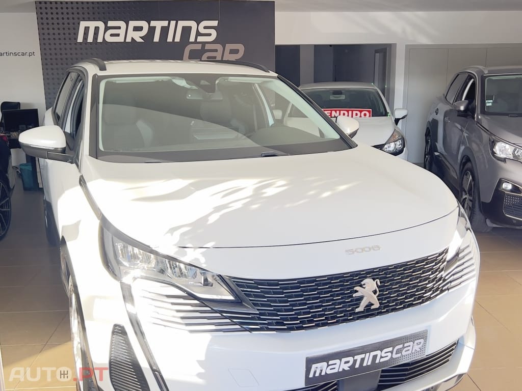 Peugeot 5008 1.2 PureTech Allure Pack EAT8