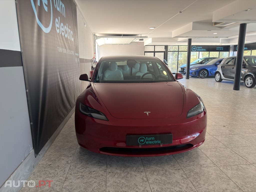 Tesla Model 3 Tração Traseira Premium