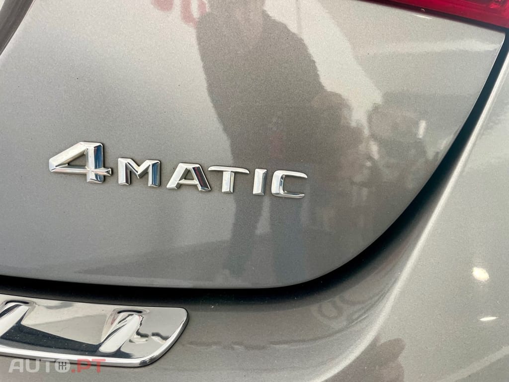 Mercedes-Benz GLA 220 CDI 4Matic 7G-DCT AMG Line