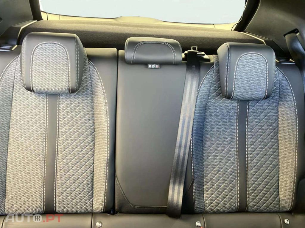 Peugeot 2008 1.2 PureTech Allure