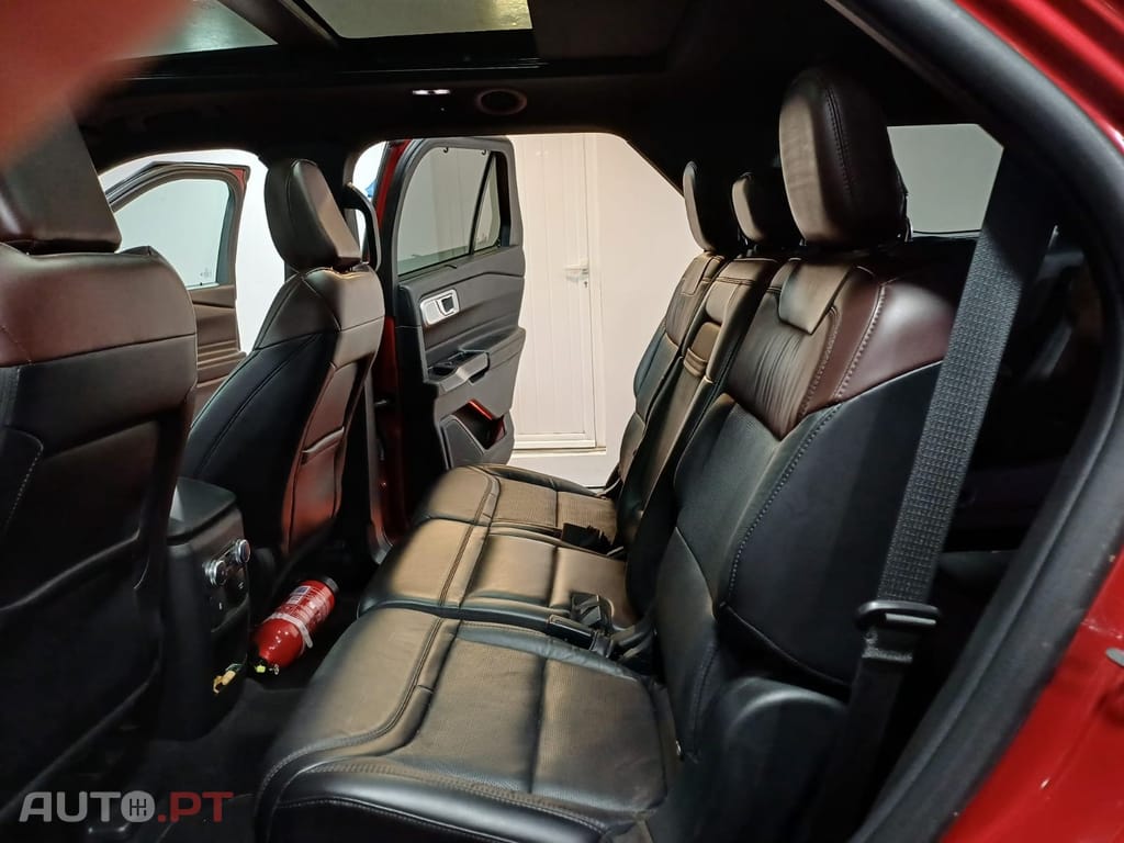 Ford Explorer 3.0 EcoBoost PHEV Platinum