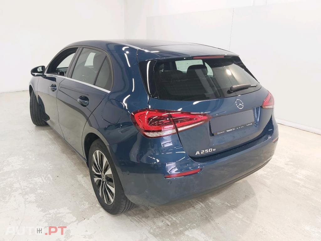 Mercedes-Benz A 250 e Style Plus